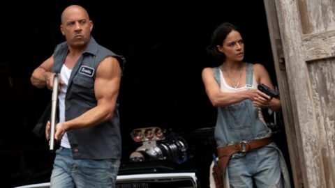 Vin Diesel i Michelle Rodriguez u filmu Brzi i žestoki 9