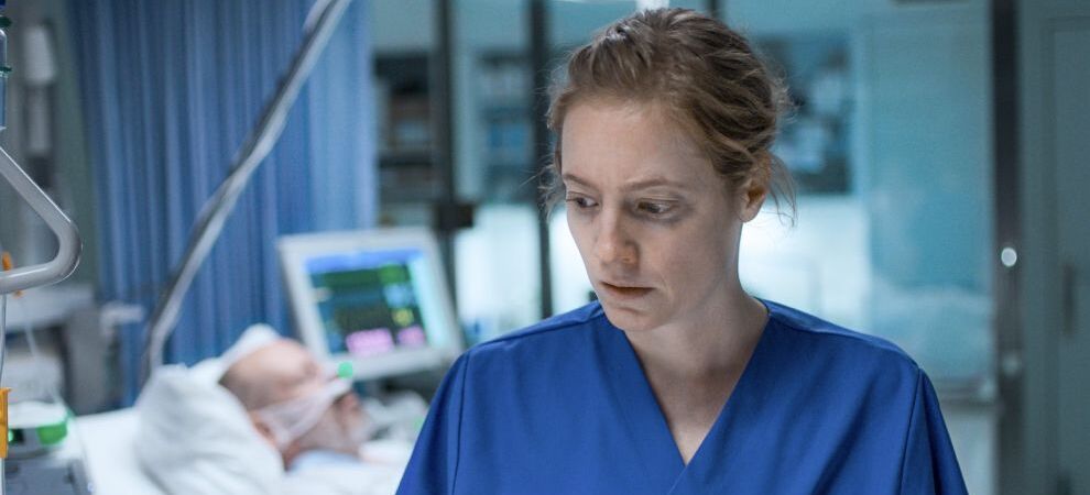 Heldin (eng. naslov: Late Shift)